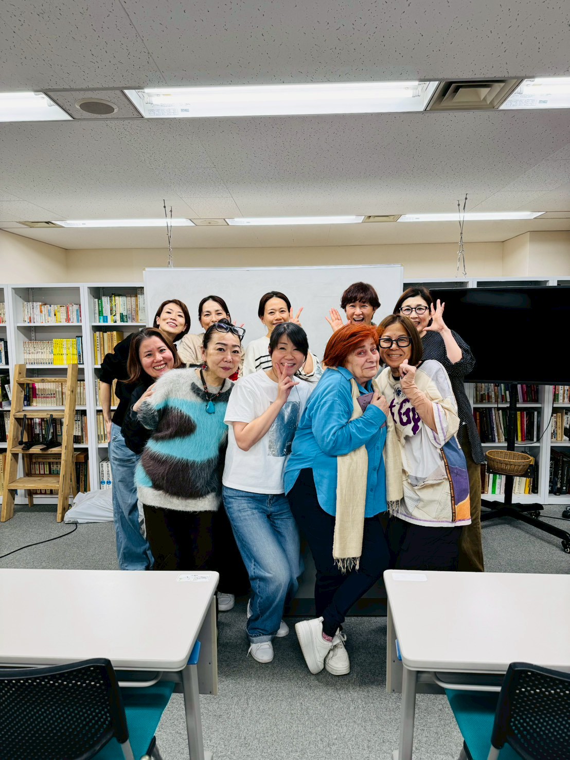 出張クレイ完全講座の受講生全員での集合写真